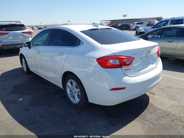 Chevrolet Cruze Lt Auto 2018 1G1BE5SM1J7150322 Image 3