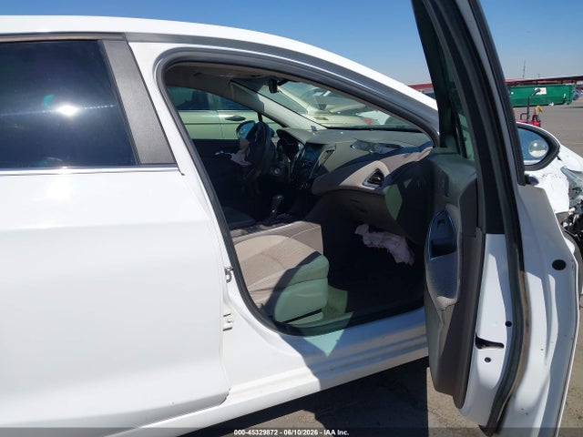 Chevrolet Cruze Lt Auto 2018 1G1BE5SM1J7150322 Image 5