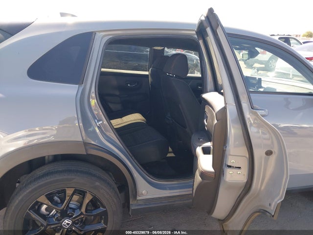 Продажа на аукционе авто 2023 Honda Hr-v 2wd Sport, vin: 3CZRZ1H57PM708640, номер лота: 45329879