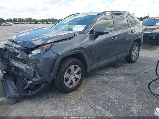 2021 Toyota Rav4 Le მანქანა იყიდება აუქციონზე, vin: JTMK1RFV9MD064467, აუქციონის ნომერი: 45329882