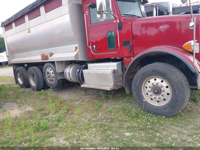 45329884 :رقم المزاد ، 1NPSXPEX7GD362017 vin ، 2016 Peterbilt 365 مزاد بيع
