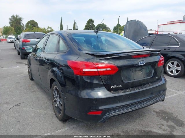 1FADP3F25GL310392 Ford FOCUS SE