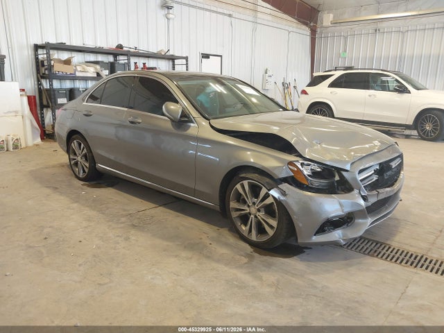 Aukcja sprzedaży 2015 Mercedes-benz C 300 4matic, vin: 55SWF4KB4FU020856, numer aukcji: 45329925
