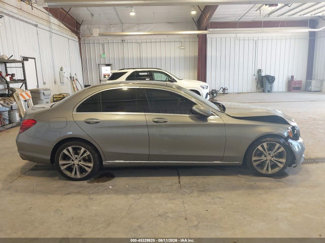 2015 Mercedes-benz C 300 4matic მანქანა იყიდება აუქციონზე, vin: 55SWF4KB4FU020856, აუქციონის ნომერი: 45329925
