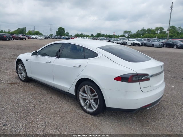 Aukcja sprzedaży 2014 Tesla Model S, vin: 5YJSA1S17EFP62123, numer aukcji: 45330005