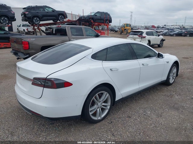Aukcja sprzedaży 2014 Tesla Model S, vin: 5YJSA1S17EFP62123, numer aukcji: 45330005
