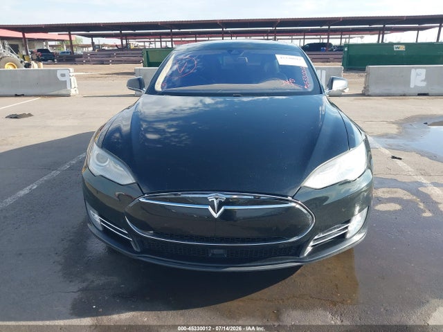 Tesla Model S P85 2014 5YJSA1H11EFP57314 Image 10