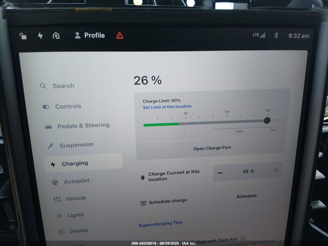 45330018 :رقم المزاد ، 5YJXCDE28JF139688 vin ، 2018 Tesla Model X مزاد بيع