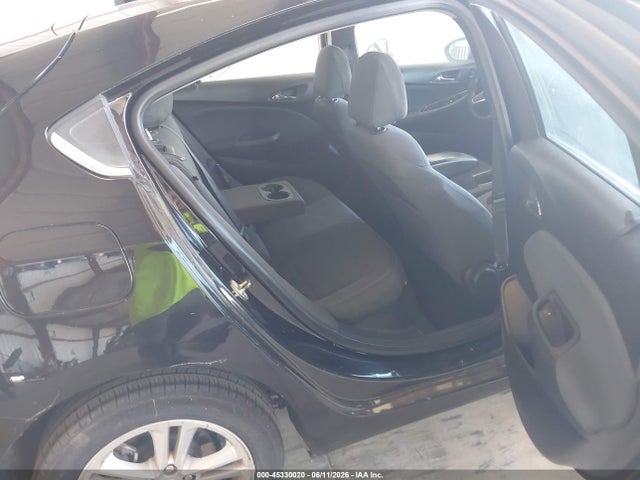 45330020 :رقم المزاد ، 3G1BE6SM1JS653078 vin ، 2018 Chevrolet Cruze Lt Auto مزاد بيع