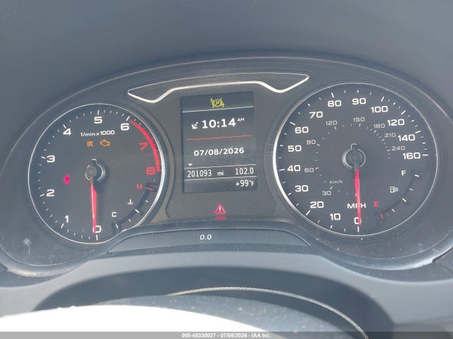 45330027 :رقم المزاد ، WAUCCGFF4F1031941 vin ، 2015 Audi A3 1.8t Premium مزاد بيع