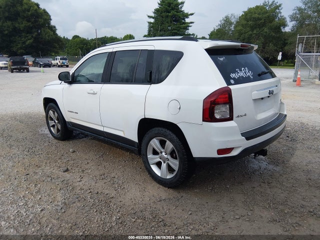 Jeep Compass Latitude 2016 1C4NJDEB3GD542619 Image 3