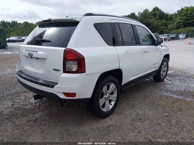Jeep Compass Latitude 2016 1C4NJDEB3GD542619 Image 4