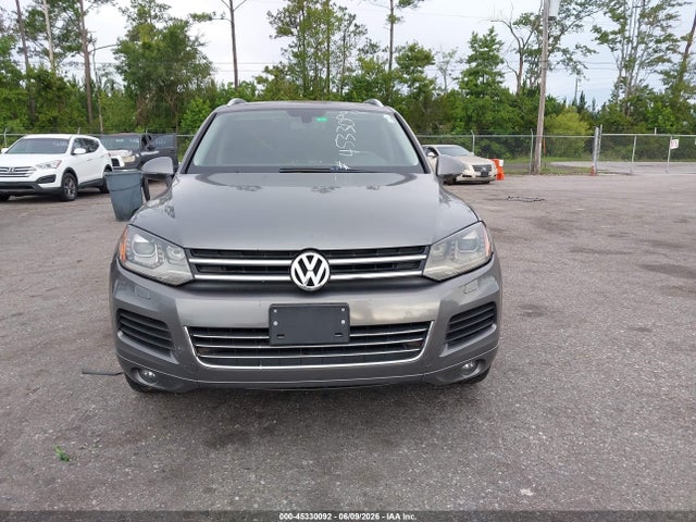 2013 Volkswagen Touareg Vr6 Sport მანქანა იყიდება აუქციონზე, vin: WVGEF9BP0DD008886, აუქციონის ნომერი: 45330092