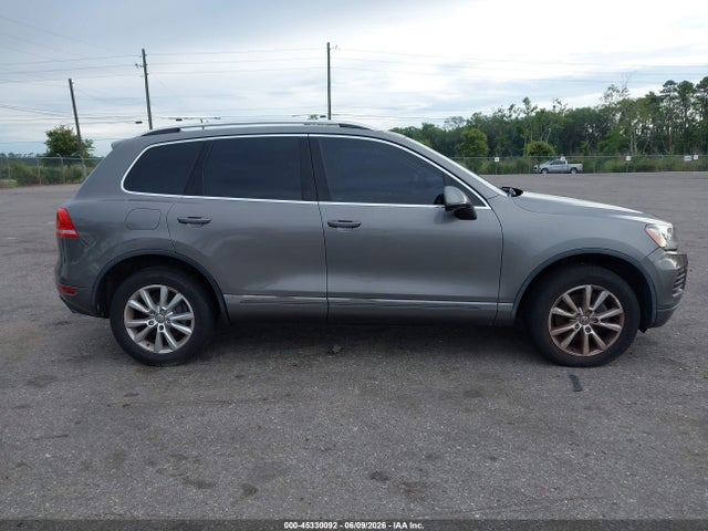 2013 Volkswagen Touareg Vr6 Sport მანქანა იყიდება აუქციონზე, vin: WVGEF9BP0DD008886, აუქციონის ნომერი: 45330092