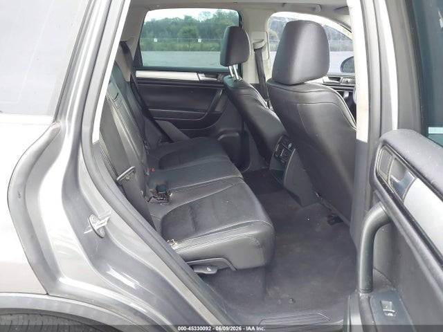 2013 Volkswagen Touareg Vr6 Sport მანქანა იყიდება აუქციონზე, vin: WVGEF9BP0DD008886, აუქციონის ნომერი: 45330092