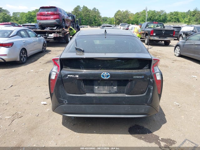 45330093 :رقم المزاد ، JTDKBRFU7G3502904 vin ، 2016 Toyota Prius Two مزاد بيع