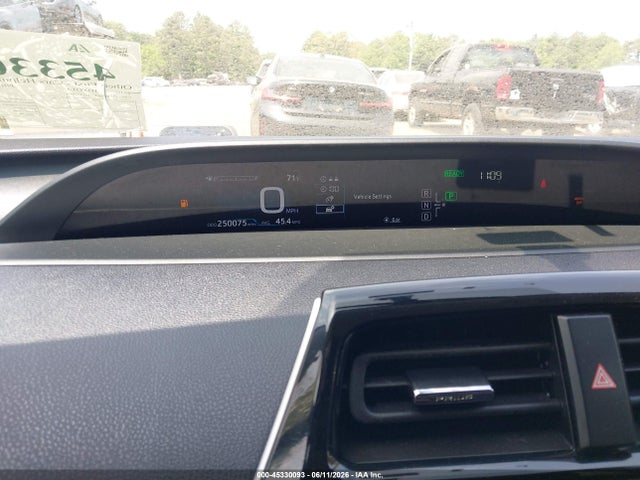 45330093 :رقم المزاد ، JTDKBRFU7G3502904 vin ، 2016 Toyota Prius Two مزاد بيع