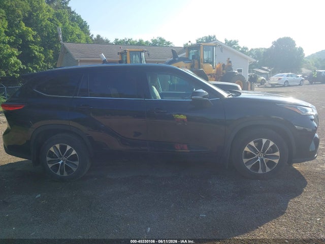 5TDGZRBHXLS504763 Toyota Highlander Xle
