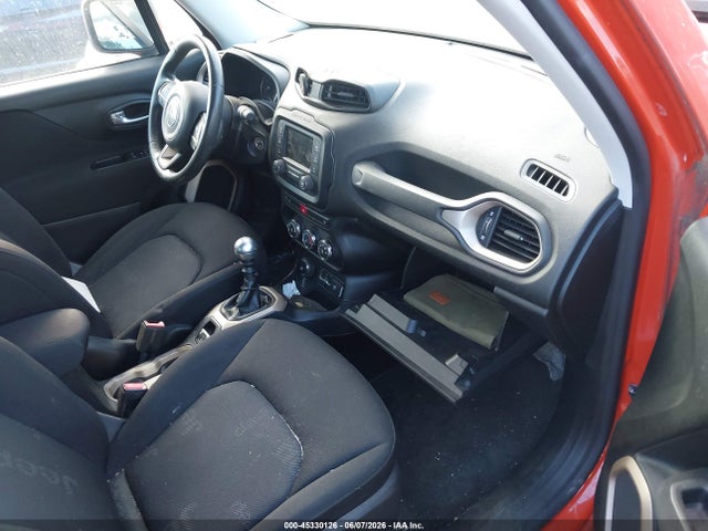 45330126 :رقم المزاد ، ZACCJBBH3FPB77508 vin ، 2015 Jeep Renegade Latitude مزاد بيع