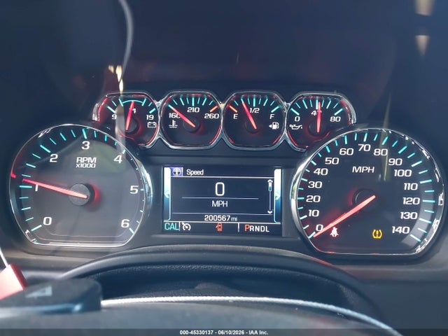 2018 Chevrolet Suburban Premier მანქანა იყიდება აუქციონზე, vin: 1GNSCJKC0JR107230, აუქციონის ნომერი: 45330137