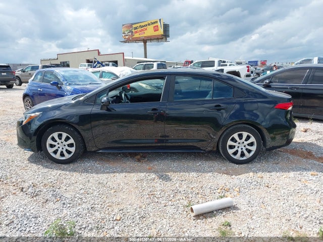 Toyota COROLLA LE 2022 5YFEPMAE2NP309873 Image 13