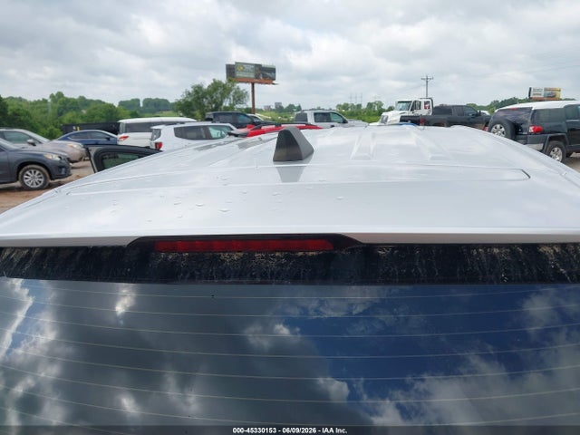3GNAXHEV6MS165379 Chevrolet Equinox Fwd Ls