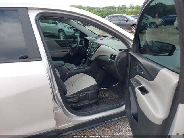 3GNAXHEV6MS165379 Chevrolet Equinox Fwd Ls
