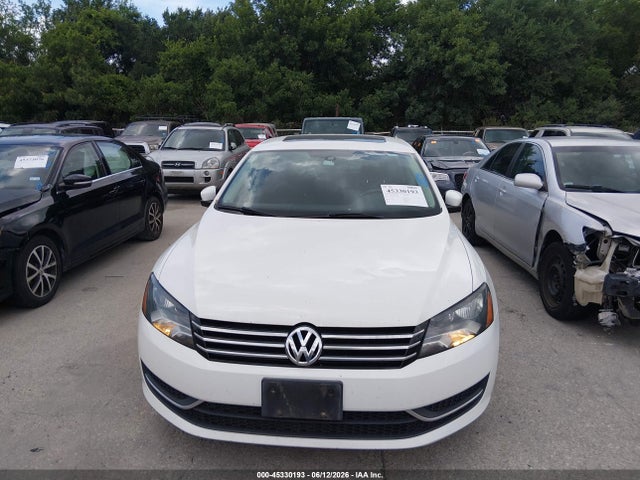 1VWBS7A31EC110272 Volkswagen Passat 1.8t Se