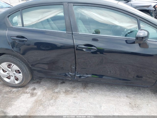 45330269 :رقم المزاد ، 19XFB2F50FE086591 vin ، 2015 Honda Civic Lx مزاد بيع