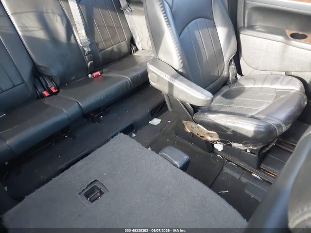 45330302 :رقم المزاد ، 5GAKVCED0BJ332137 vin ، 2011 Buick Enclave 2xl مزاد بيع