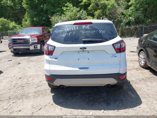 Продаж на аукціоні авто 2018 Ford Escape Se, vin: 1FMCU9GD6JUA59638, номер лоту: 45330309