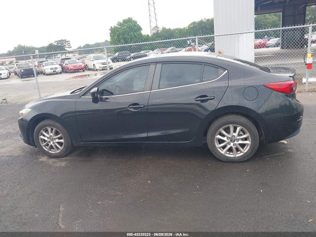 Aukcja sprzedaży 2016 Mazda Mazda3 I Touring, vin: JM1BM1V7XG1353438, numer aukcji: 45330323