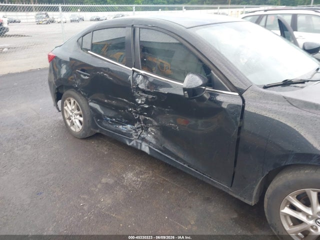 Aukcja sprzedaży 2016 Mazda Mazda3 I Touring, vin: JM1BM1V7XG1353438, numer aukcji: 45330323