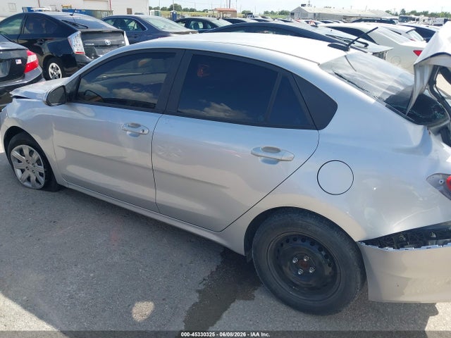 3KPA24AD8LE260889 KIA RIO LX
