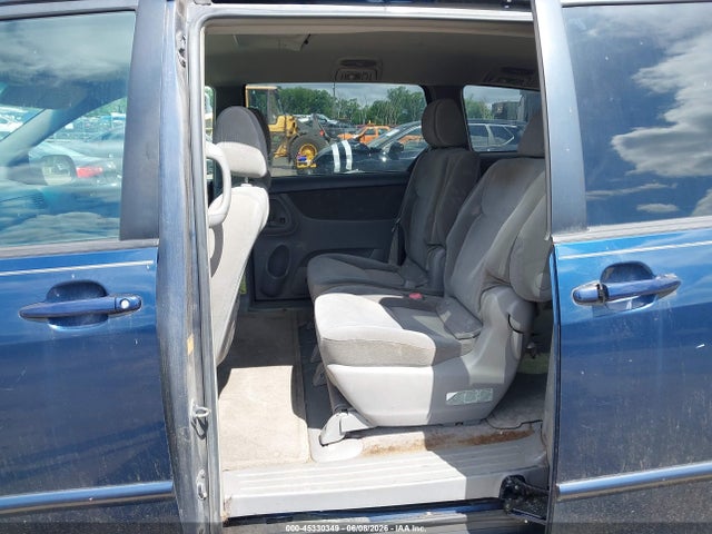Продажа на аукционе авто 2005 Toyota Sienna Le, vin: 5TDZA23C95S338166, номер лота: 45330349