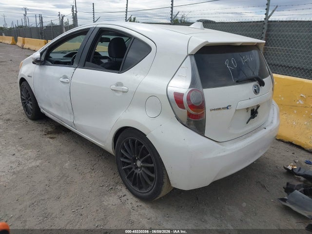 Продаж на аукціоні авто 2013 Toyota Prius C Two, vin: JTDKDTB33D1050817, номер лоту: 45330356
