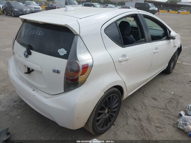 Продаж на аукціоні авто 2013 Toyota Prius C Two, vin: JTDKDTB33D1050817, номер лоту: 45330356