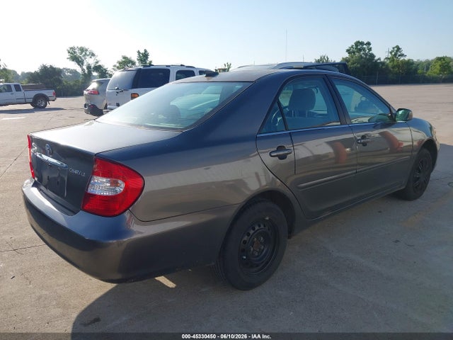 45330450 :رقم المزاد ، 4T1BE32K84U924402 vin ، 2004 Toyota Camry Le مزاد بيع