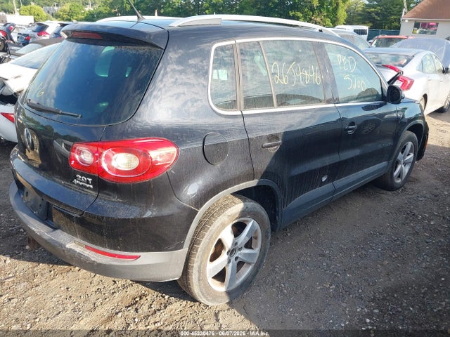 2010 Volkswagen Tiguan Wolfsburg Edition მანქანა იყიდება აუქციონზე, vin: WVGBV7AX2AW528051, აუქციონის ნომერი: 45330476