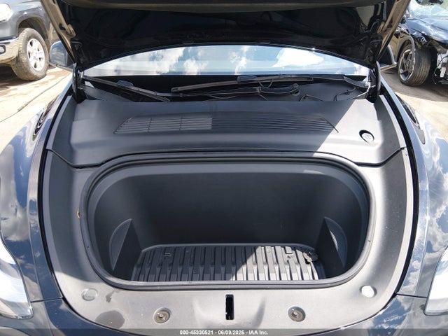Продажа на аукционе авто 2021 Tesla Model Y Long Range Dual Motor All-wheel Drive, vin: 5YJYGDEE1MF209166, номер лота: 45330521