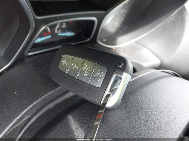 45330538 :رقم المزاد ، 1FMCU9GD3KUB65501 vin ، 2019 Ford Escape Se مزاد بيع
