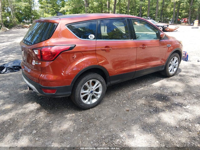 45330538 :رقم المزاد ، 1FMCU9GD3KUB65501 vin ، 2019 Ford Escape Se مزاد بيع