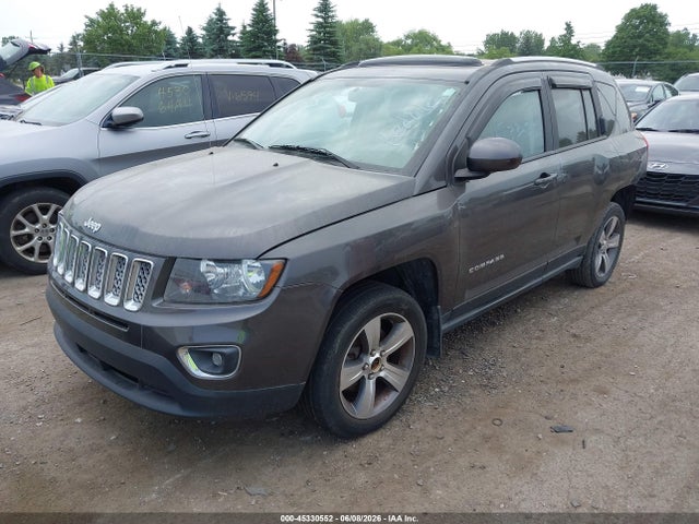 45330552 :رقم المزاد ، 1C4NJCEB8HD163093 vin ، 2017 Jeep Compass High Altitude Fwd مزاد بيع