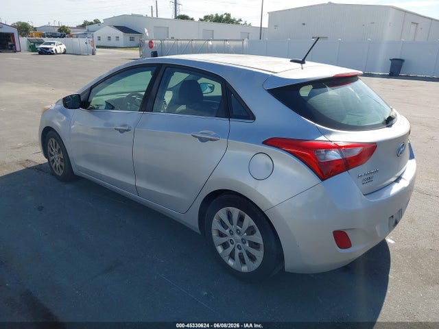 Продажа на аукционе авто 2017 Hyundai Elantra Gt, vin: KMHD35LH3HU350262, номер лота: 45330624