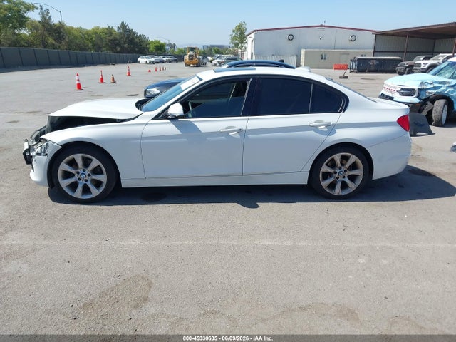 BMW 320i 2015 WBA3B1G5XFNT06226 Image 14
