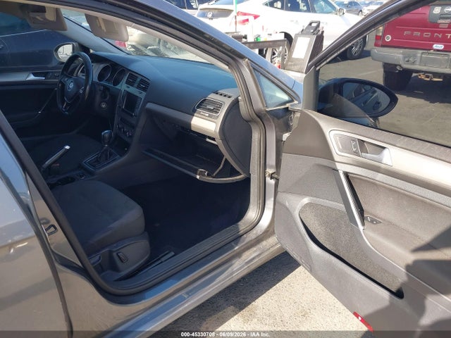 3VW217AU6GM033881 Volkswagen Golf Tsi S 4-door