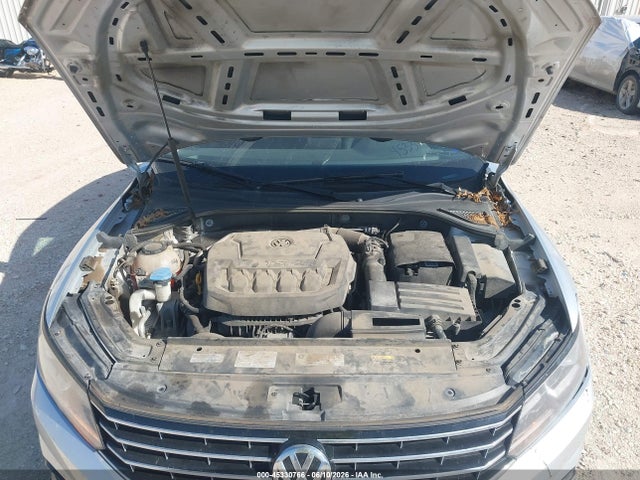 Aukcja sprzedaży 2018 Volkswagen Passat 2.0t R-line/2.0t S, vin: 1VWAA7A37JC004045, numer aukcji: 45330766
