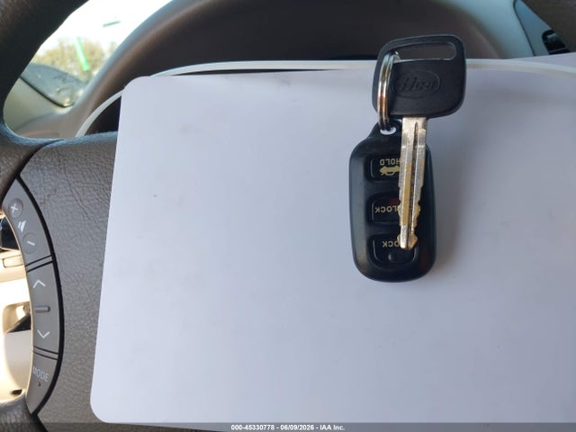 Продажа на аукционе авто 2005 Toyota Camry Le, vin: 4T1BE32K65U564287, номер лота: 45330778