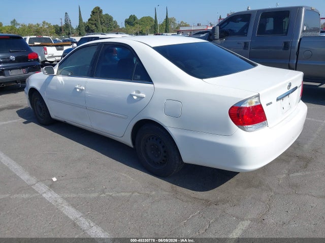 Продажа на аукционе авто 2005 Toyota Camry Le, vin: 4T1BE32K65U564287, номер лота: 45330778