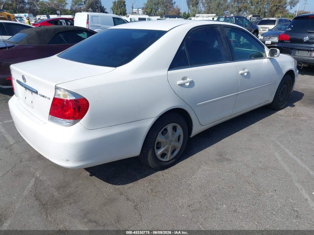 Продажа на аукционе авто 2005 Toyota Camry Le, vin: 4T1BE32K65U564287, номер лота: 45330778